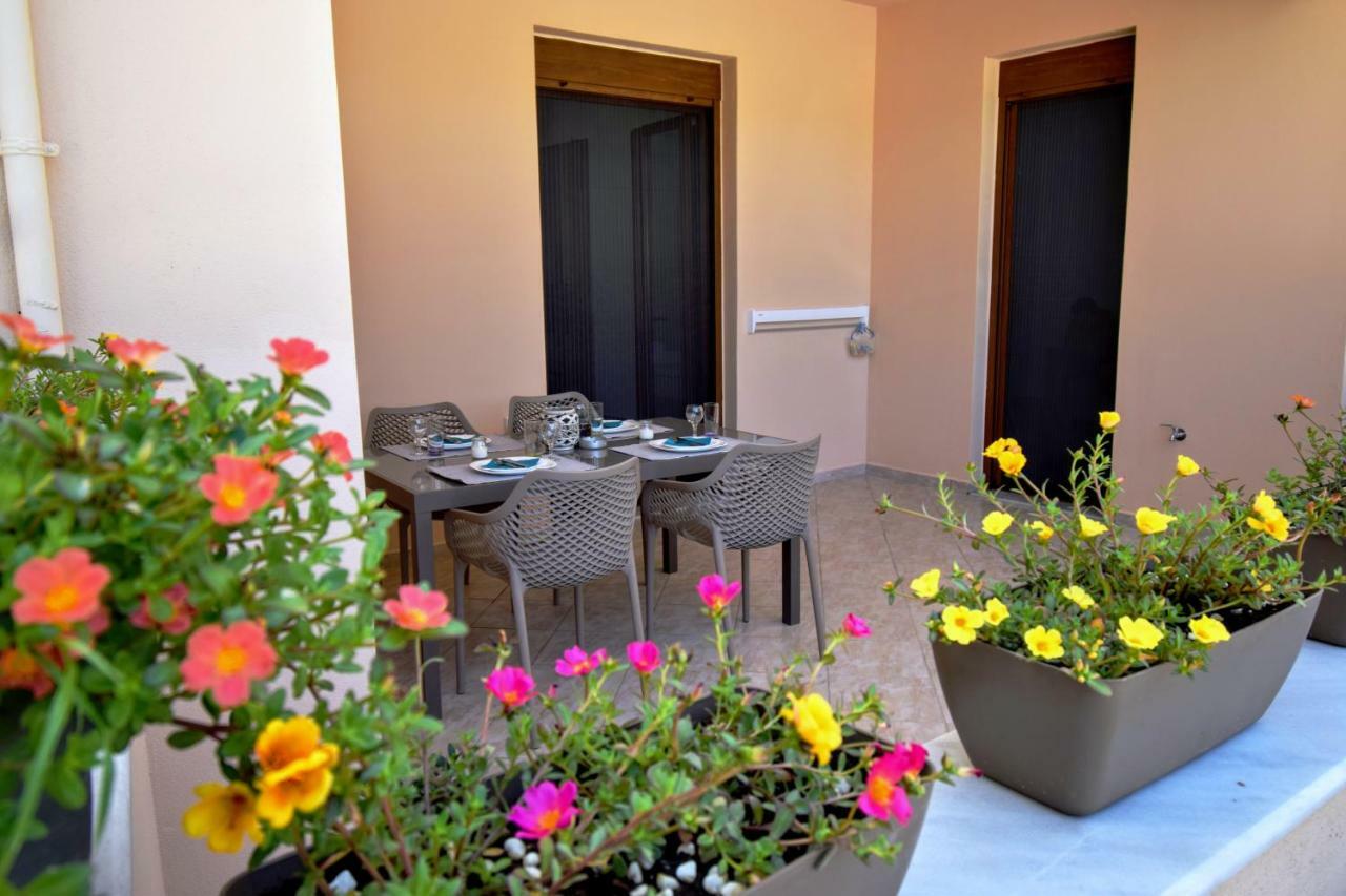 Petite palace Rethymno  Bagian luar foto
